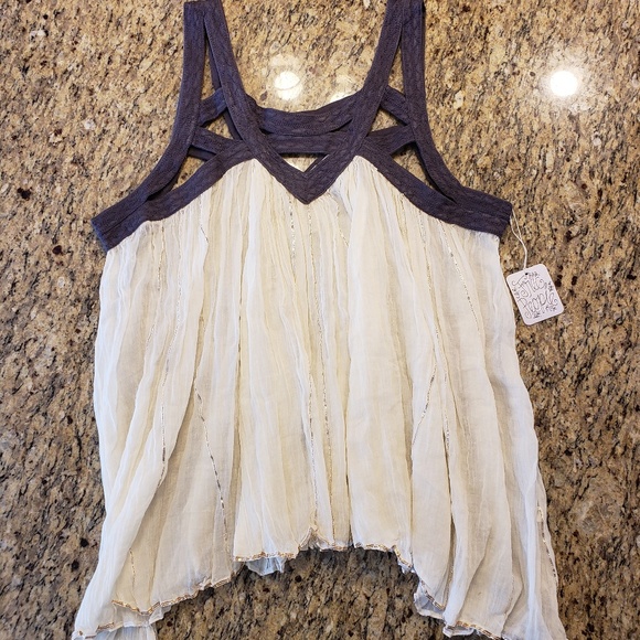 Womens tank top - Picture 1 of 3